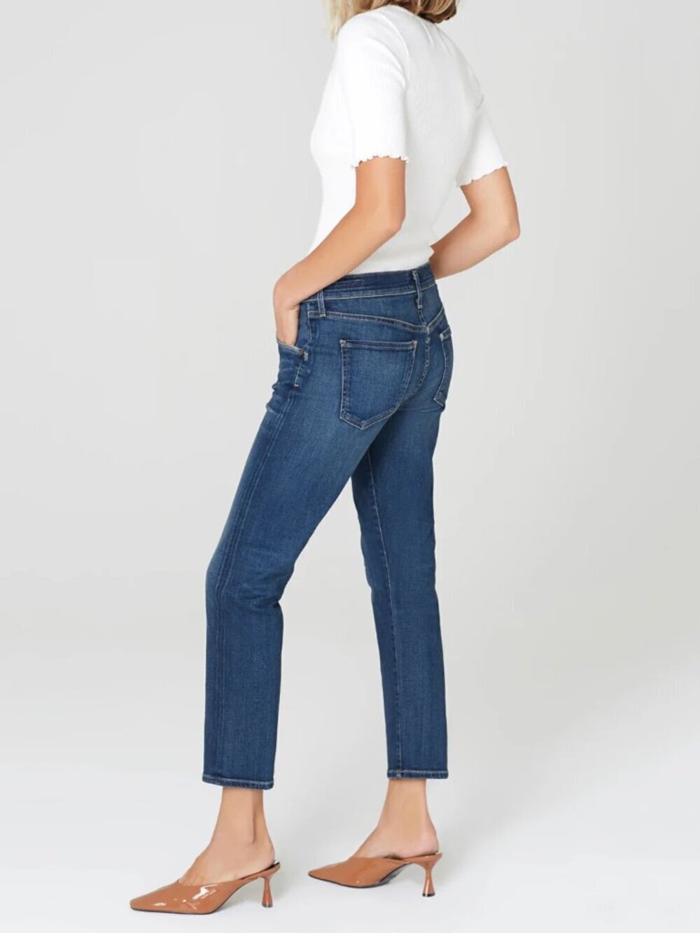 Citizens of Humanity Emerson Slim Boyfriend Midrise Relaxed Crop Blue Ridge Jean - Picture 2 of 9